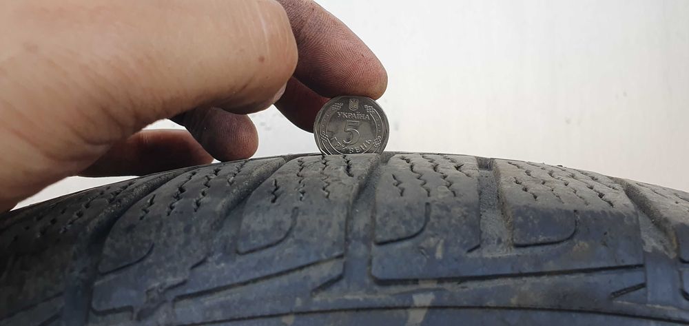 Шини 225/55 R18 GoodYear UltraGrip Performance Gen-1 SUV, Зима