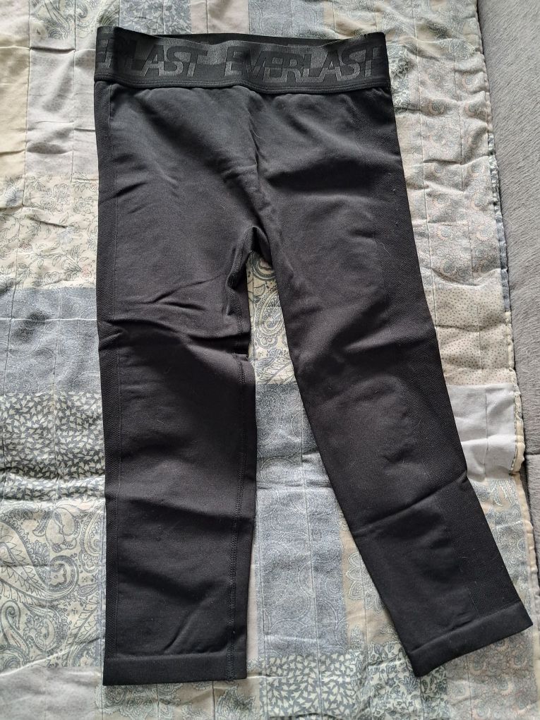 Spodnie jeans rozciągliwe rozmiar 36/34 oraz top 4f