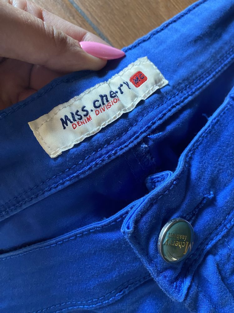 Spodnie niebieskie materiałowe rozm. 35 denim damskie Miss Cherry