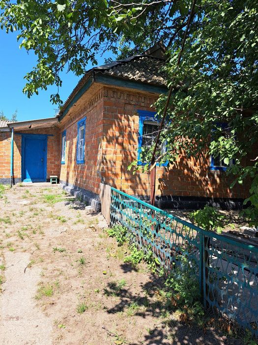 Будинок у передмісті Кременчука