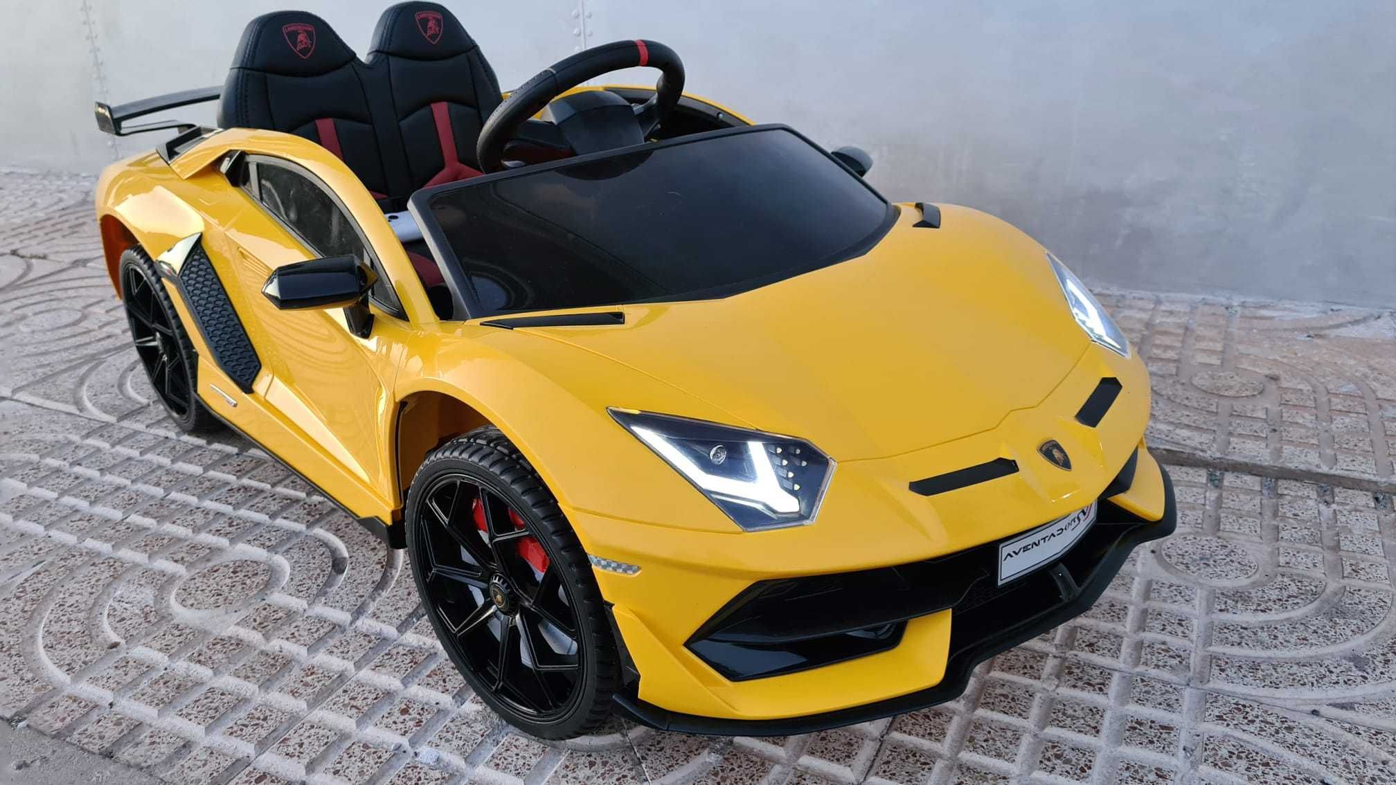 Samochod LAMBORGHINI Auto AKUMULATOR Motor Elektryczny Ferrari Dzieci