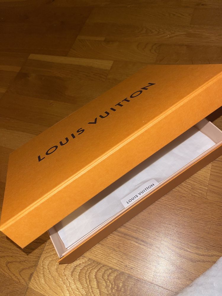 Karton pudło Louis Vuitton oryginal + papier z logo