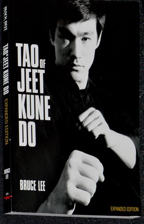 Bruce Lee Jeet Kune DO gold edition