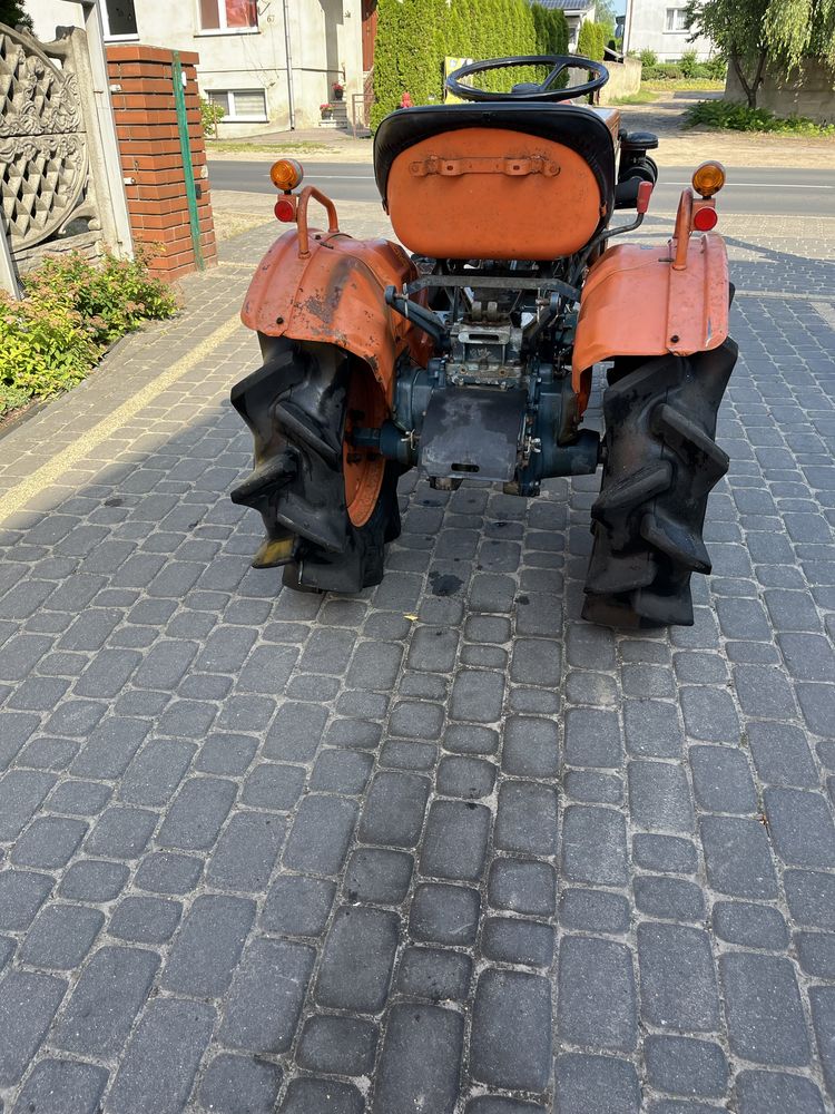 Kubota B7001 4x4 glebogryzarka