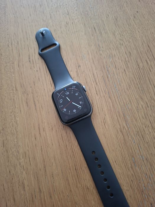 Apple Watch 4 44mm.