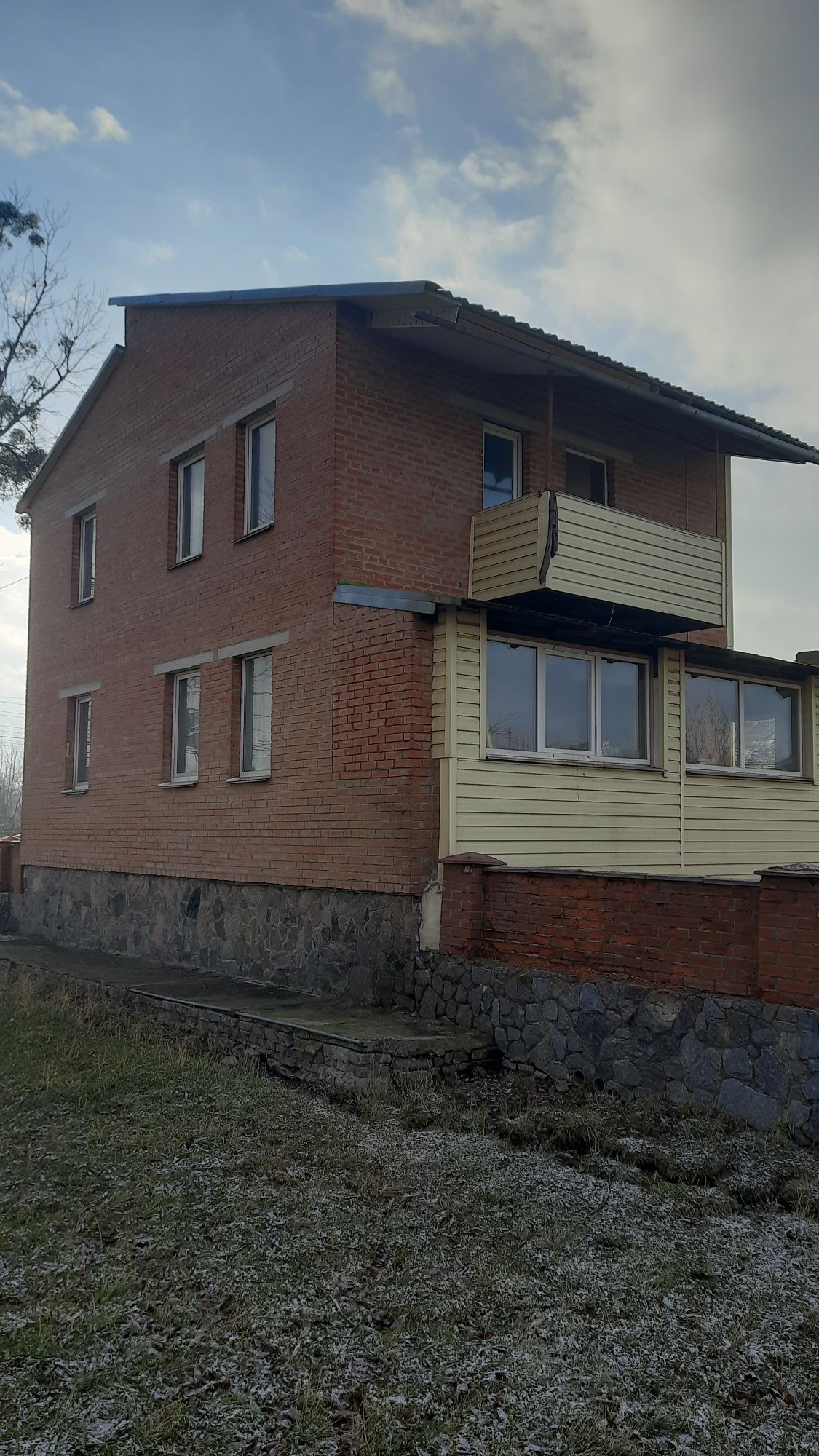 Продам будинок 92м2 на Подолі,вул.Правди