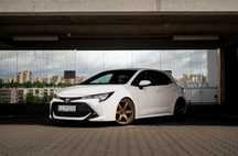Toyota Corolla Business Edition 1.8 Hybryda 2 kpl kół oryginał