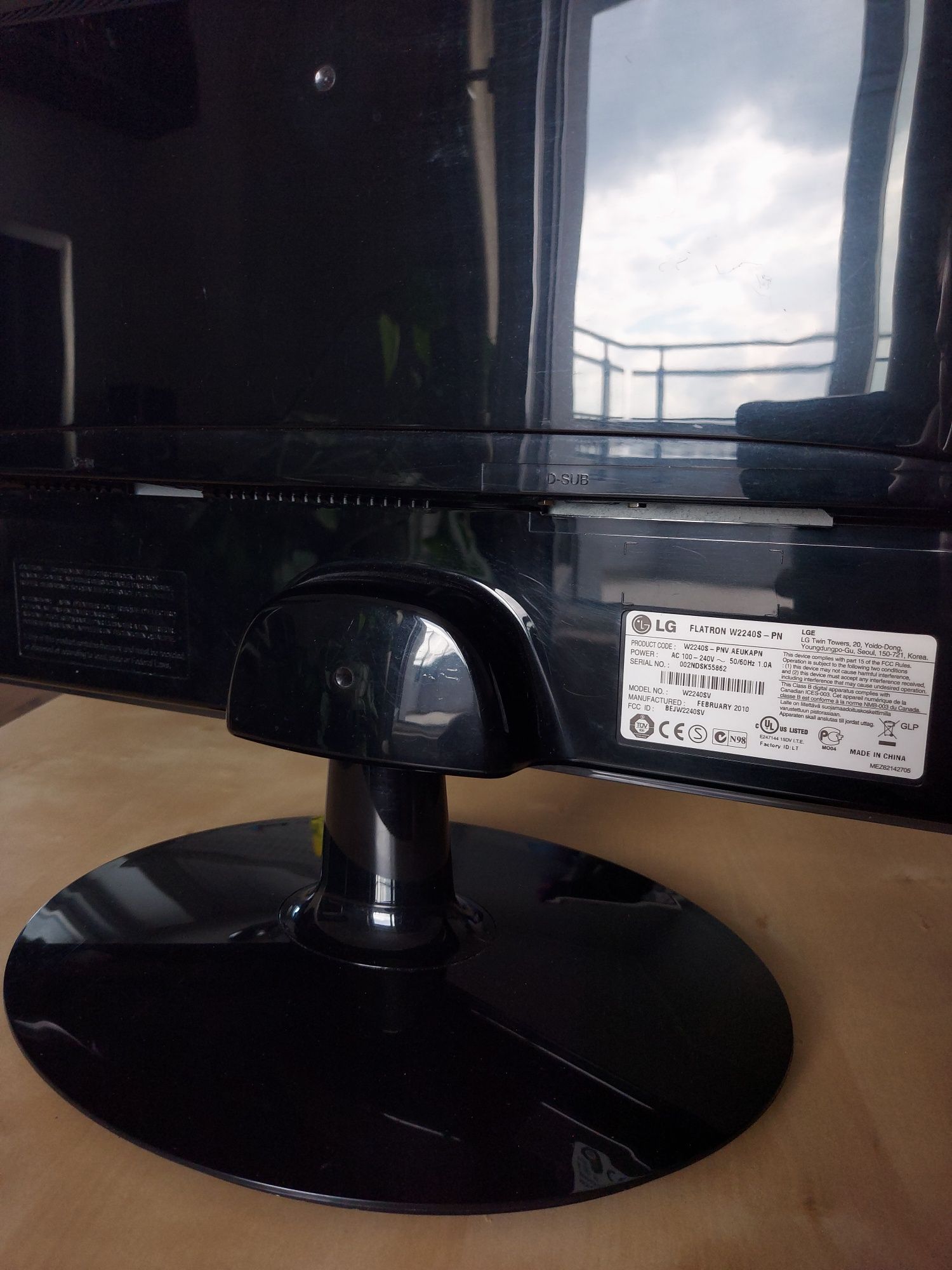 Ekran wielofunkcyjny monitor komputerowy 21.5 panorama gniazda d-sub