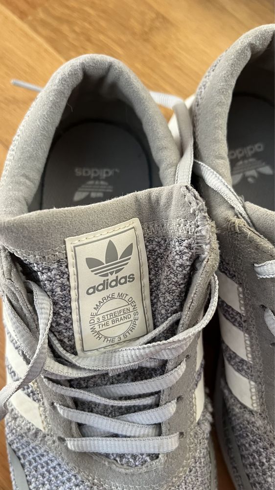 Кросівки adidas