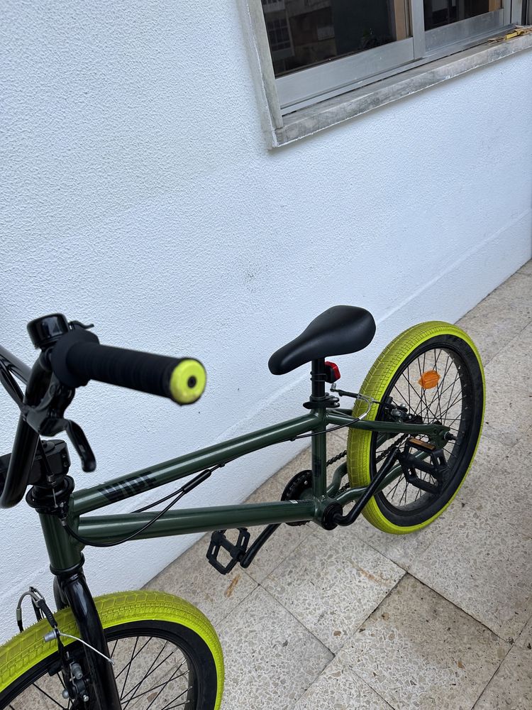 Bicicleta BMX 500 20