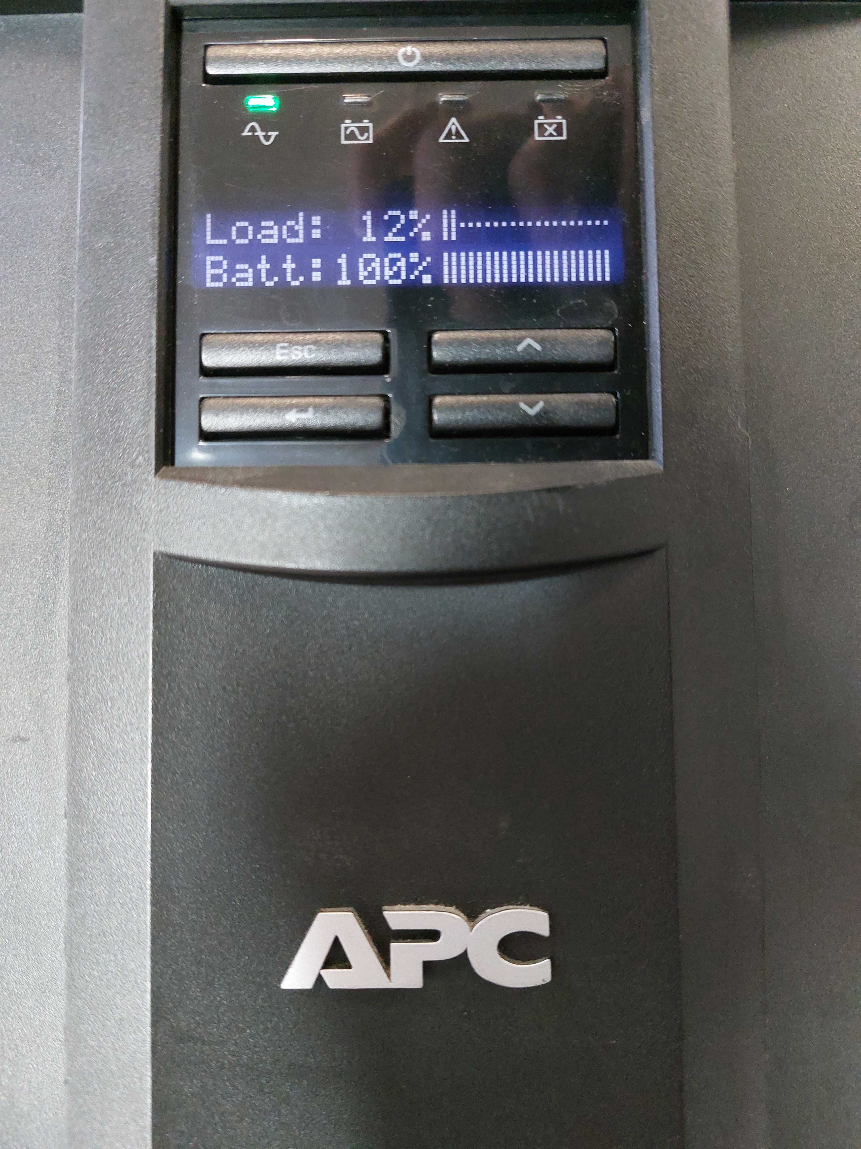 Zasilacz UPS APC Smart-UPS 1000VA tower