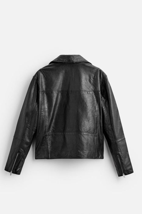 Шкіряна куртка Zara, ідеальний оверсайз для дівчат. Розмір М.