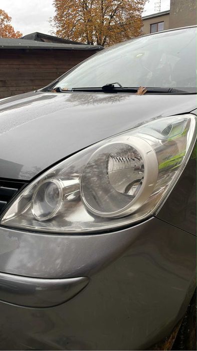 Polerowanie lamp samochodowych.  Z mozliwym dojazdem.