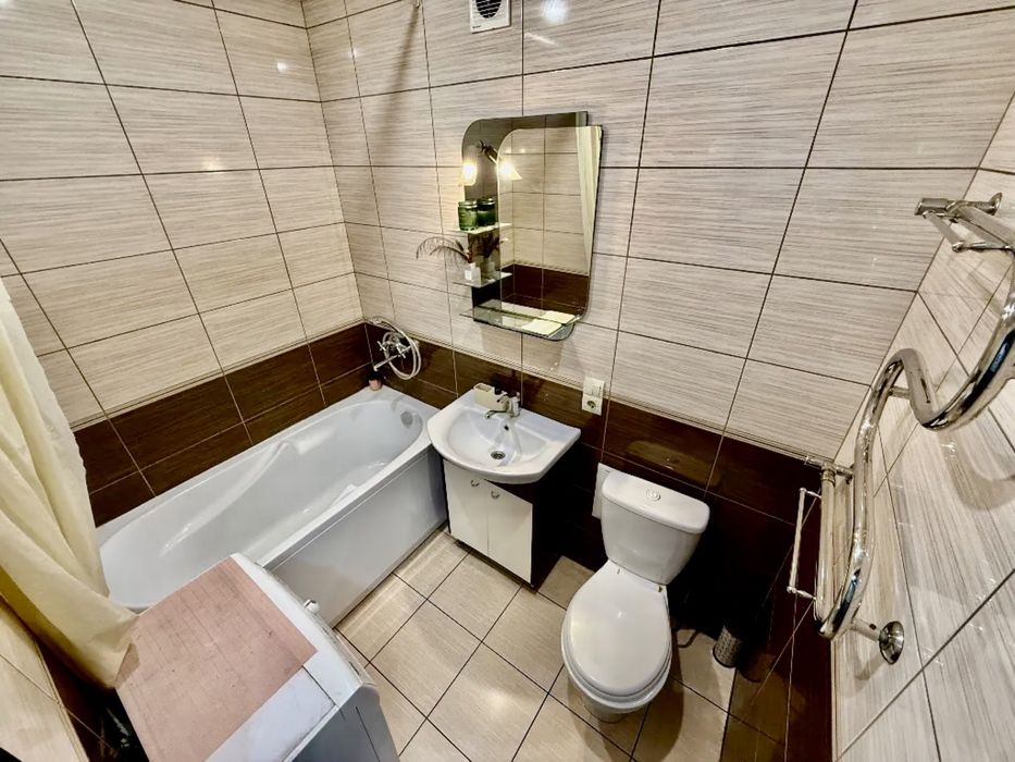 Продам 2к кв. пр. Слобожанский, ул. Калиновая