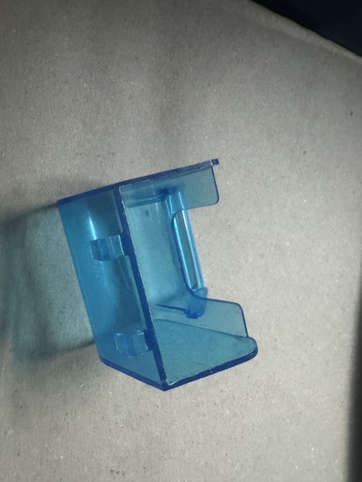 Comedouros transparente e azul