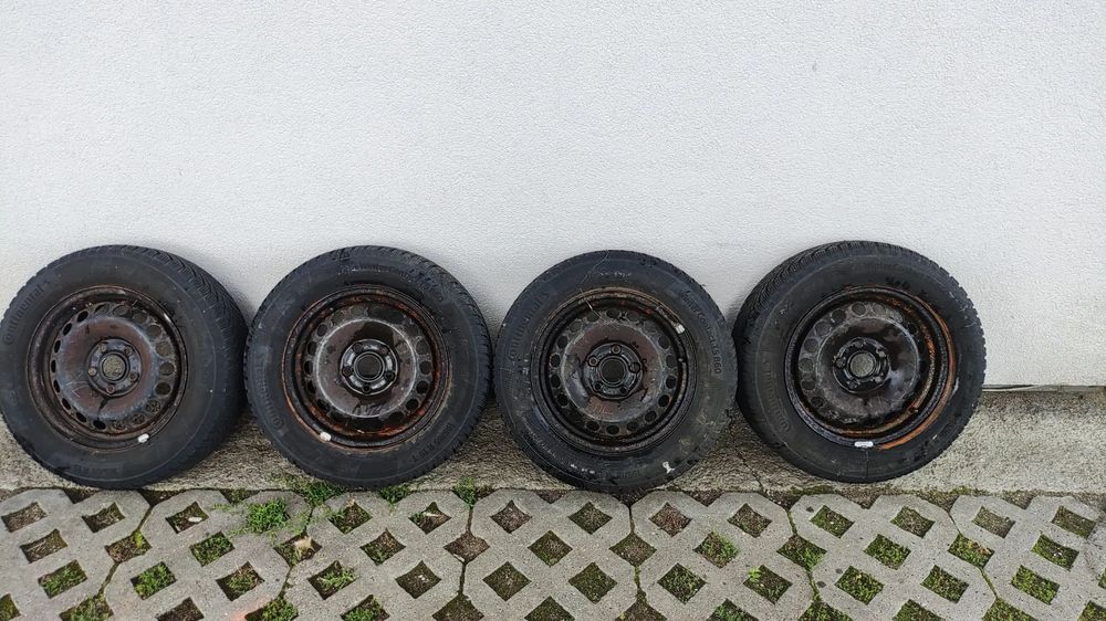 Komplet stalowych kół 195/65 R15 Continental zimowe – Golf 6 / Audi A3