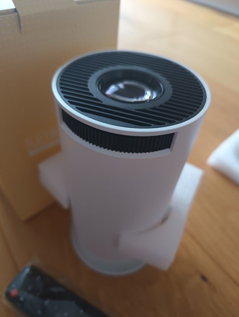 Projektor obrotowy, rzutnik, przenośny, SMART 4K, Bluetooth, do domu,