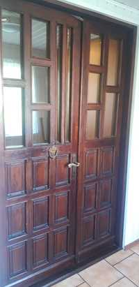 Stare Drzwi wejściowe  z dostawką Solidne  do renowacji.