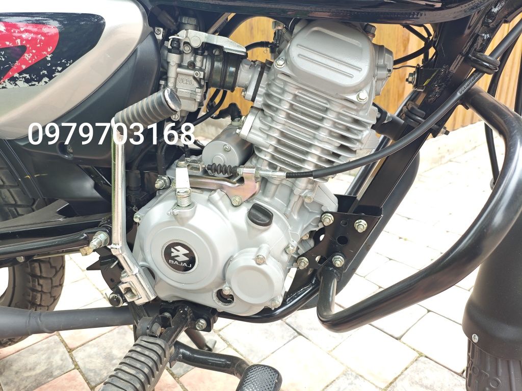 Bajaj 125 x. Баджаж 125 х