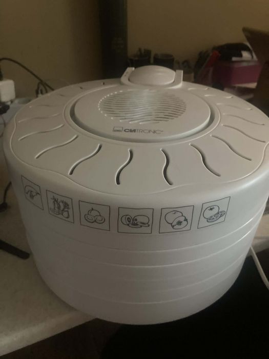 Електросушарка CLATRONIC