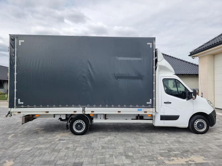 Renault Master, Salon Polska, 12 Palet, Drzwi z tyłu  Wymiary wew. Dł. 4,85 ; szer. 2,47 ; Wys. 2,60