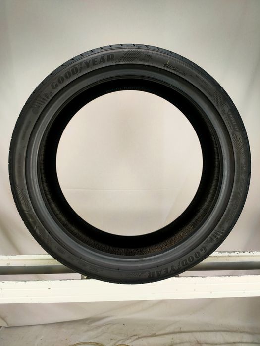 Opony 225/40R19 lato 225/40/19 GOODYEAR (osobowe) OO13747