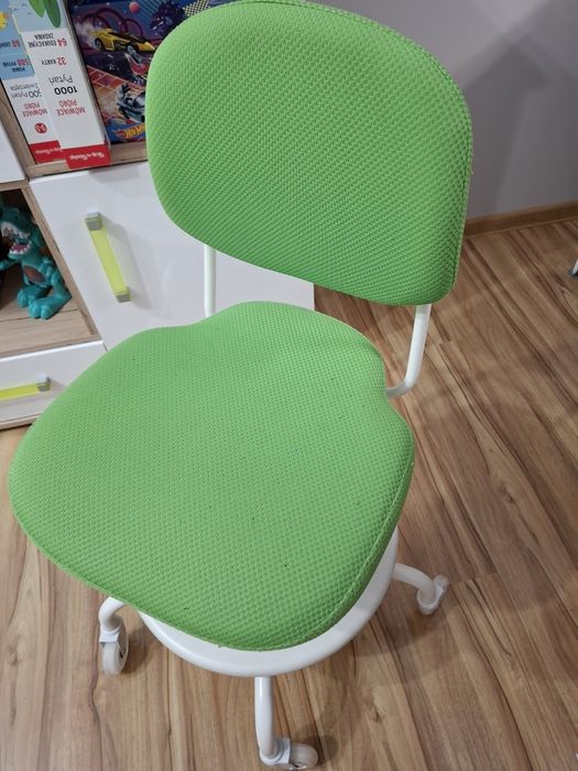Krzeselko ikea do biurka