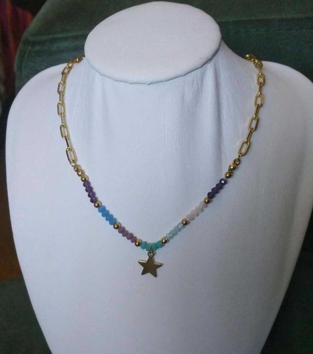 Colar Aço Dourado e Contas de Vidro Facetadas Coloridas NOVO - SALDO