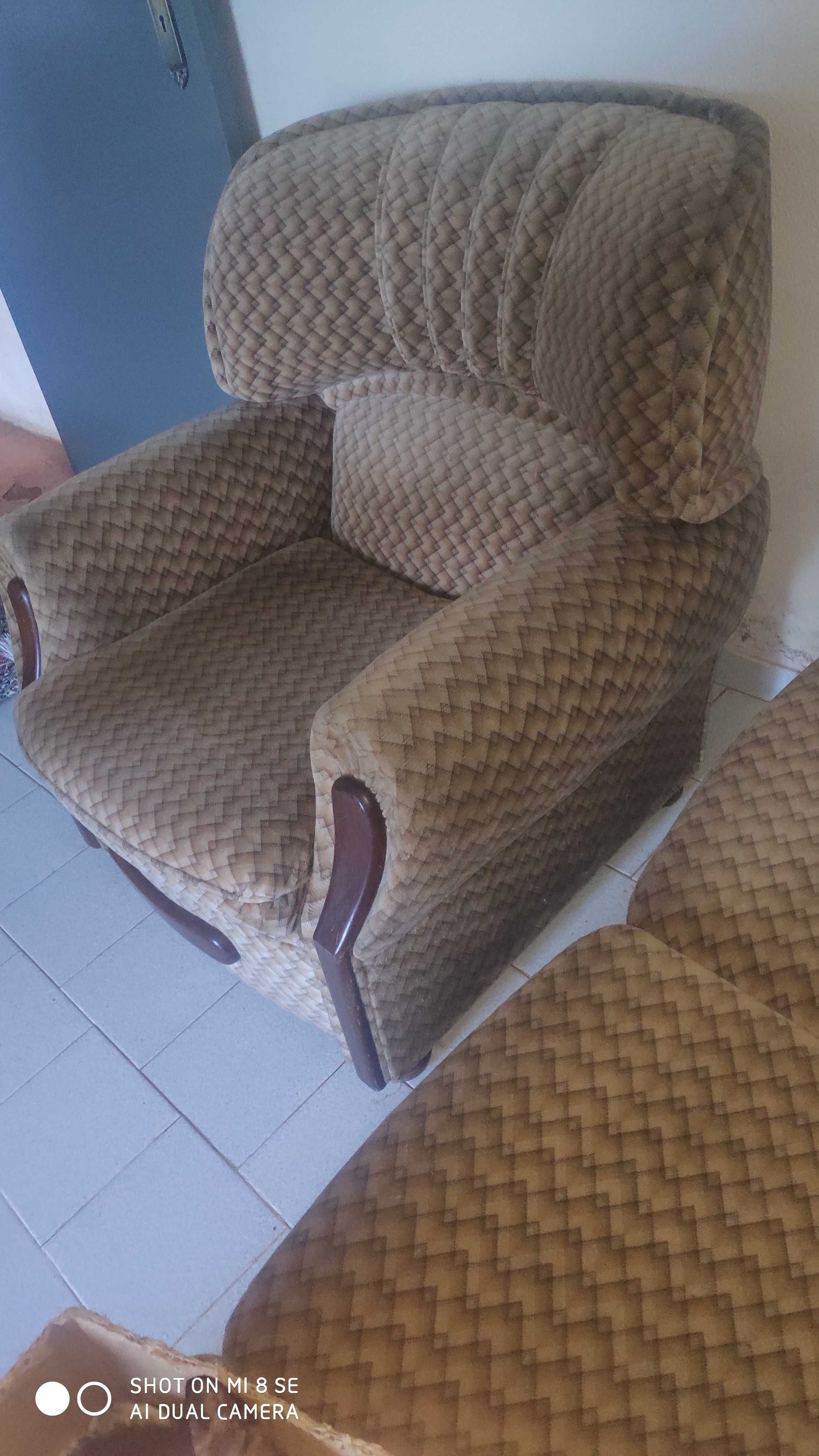 Sofas em bom estado