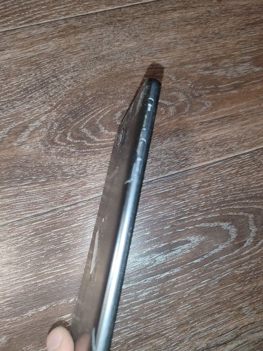 Планшет Samsung  с сим картой Galaxy Tab A (2016)
