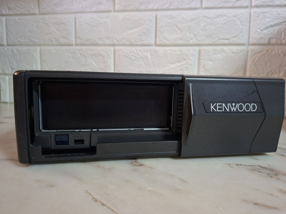 Vendo Caixa de CDS KENWOOD
