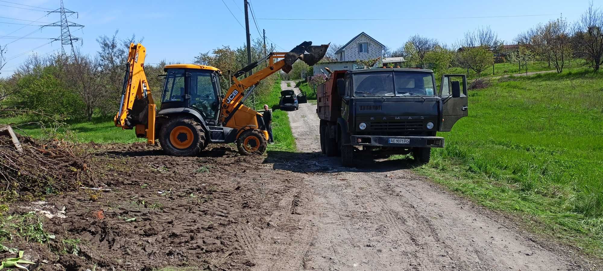 Вывоз мусора Камаз, Вывоз строительного мусора Камаз, Вывоз веток