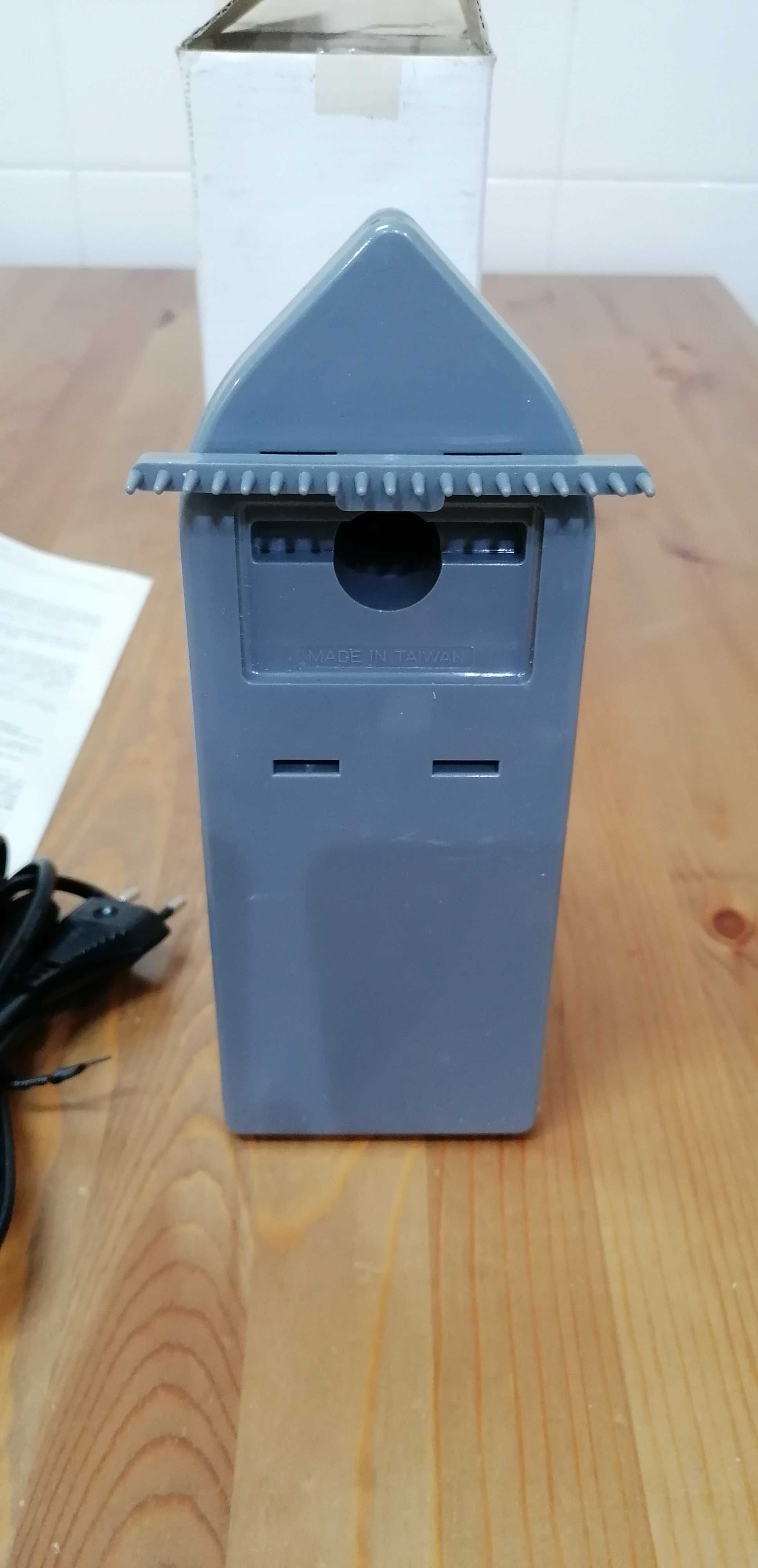 Mini Ferro de Engomar a vapor (de viagem)