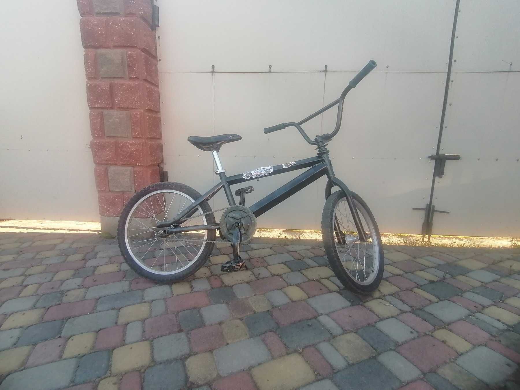 bmx трюковий, в хорошому стані
