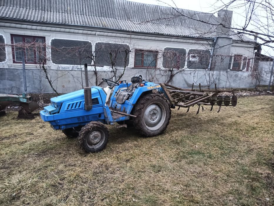 Продам трактор Iseki