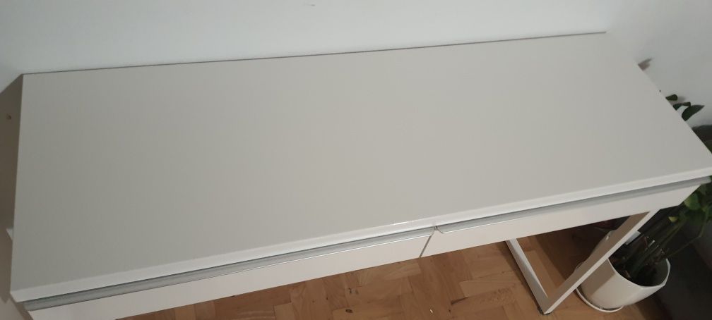 Biurko Besta burs ikea białe toaletka, manicure