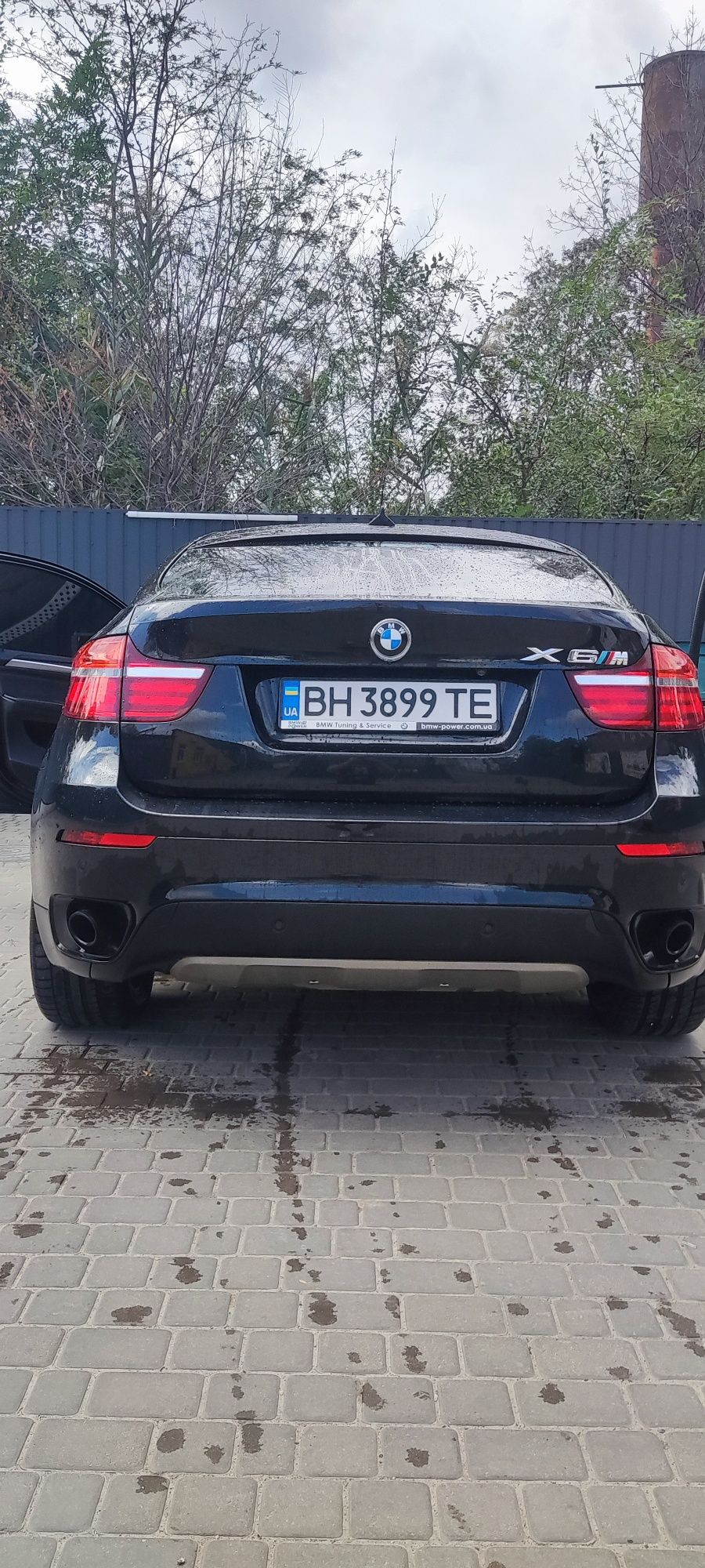 Продам BMW X6 2012