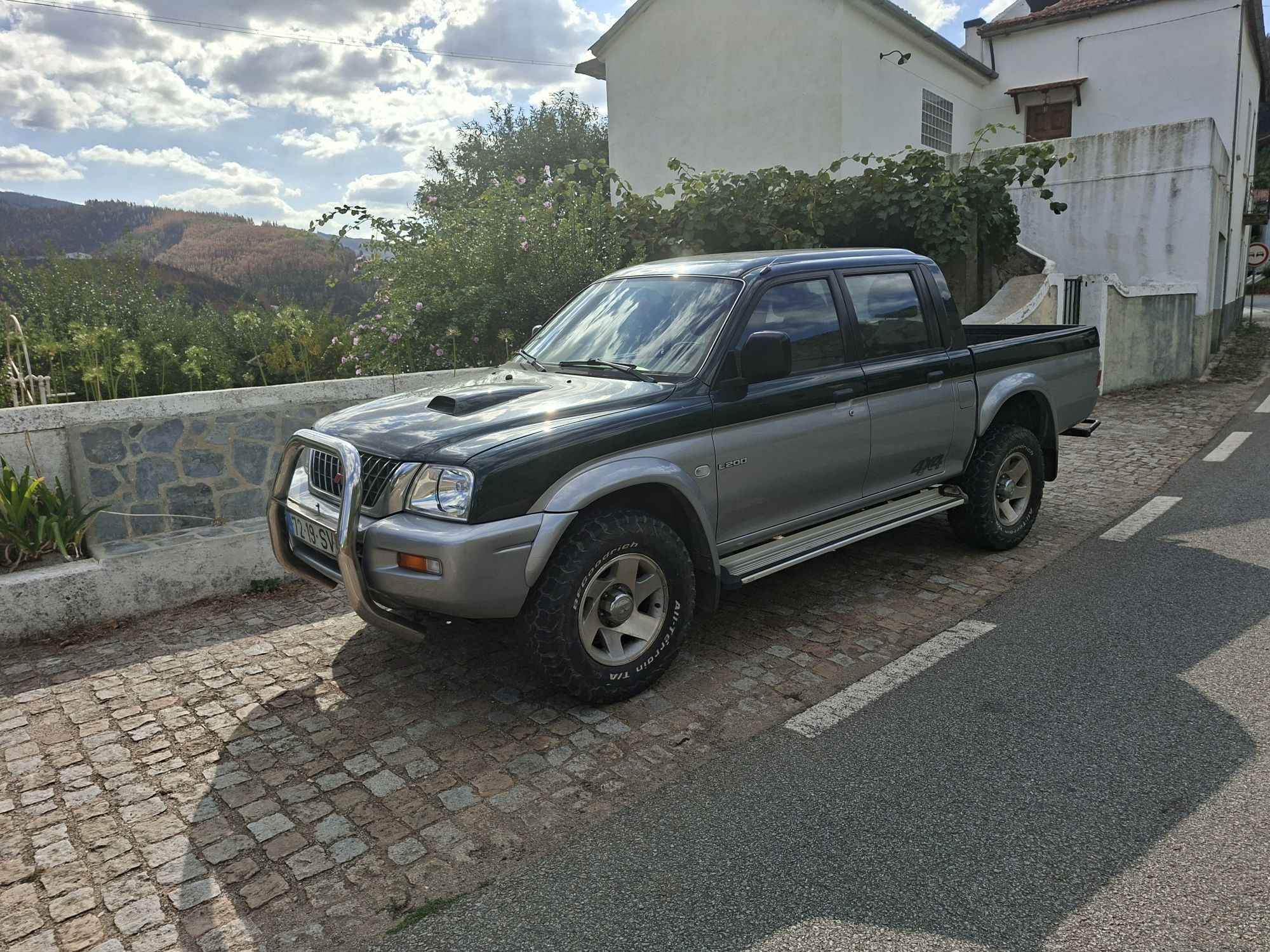 Mitsubishi strakar l200