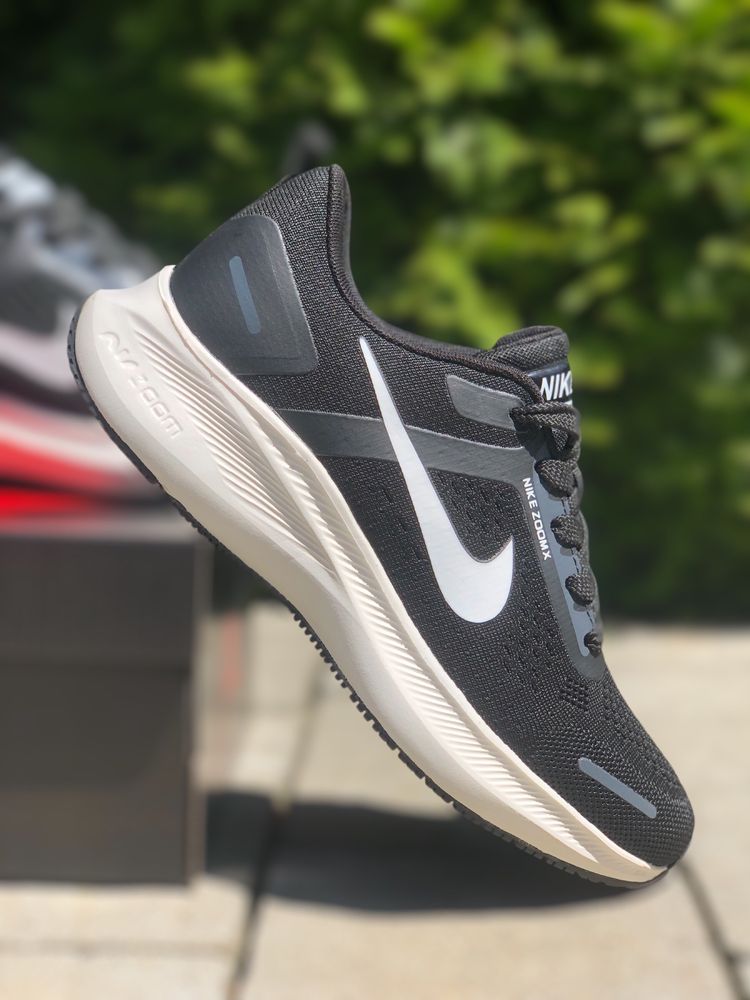 кросівки Nike air zoom X