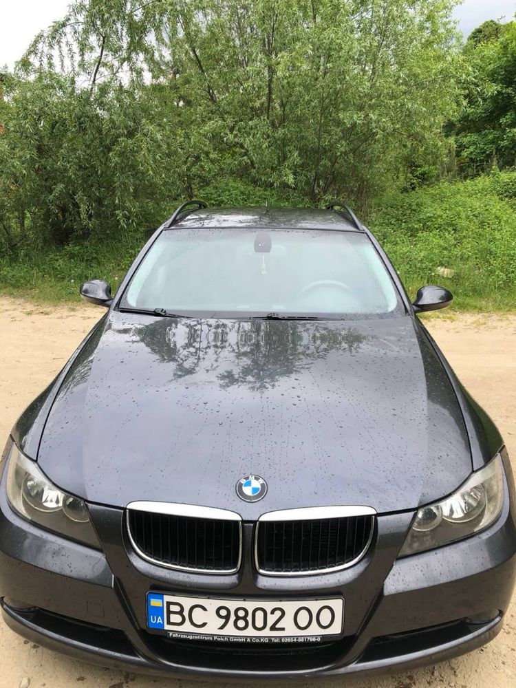 Продам BMW 320d