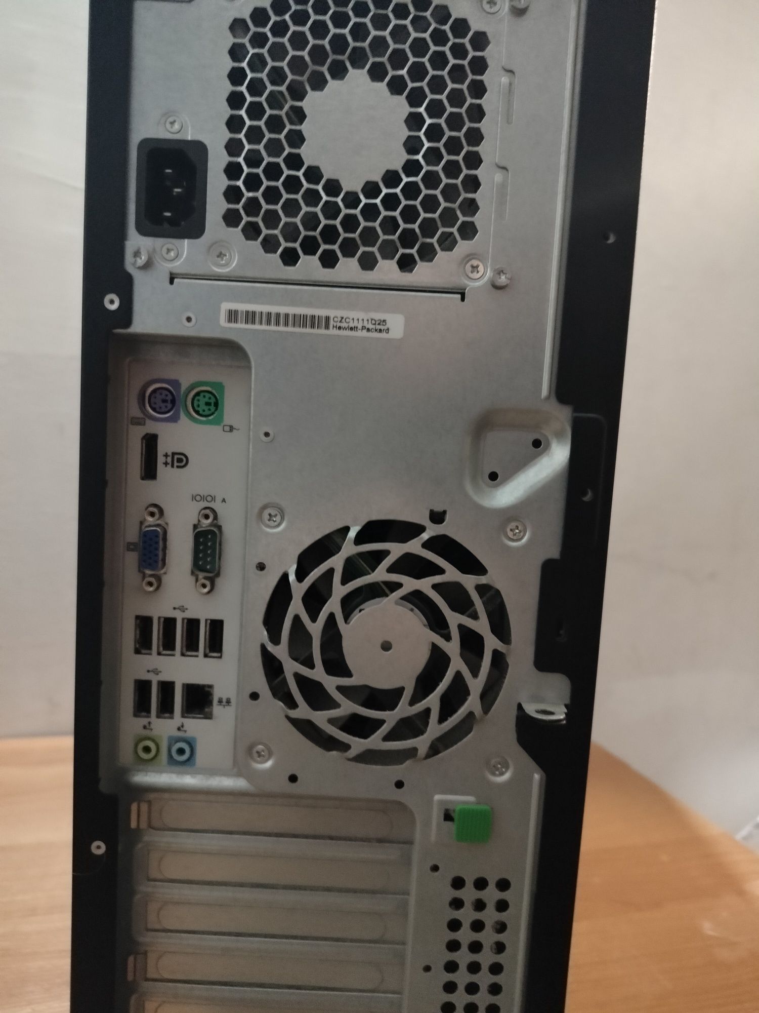 Komputer HP compaq 8100 elite bez dysku