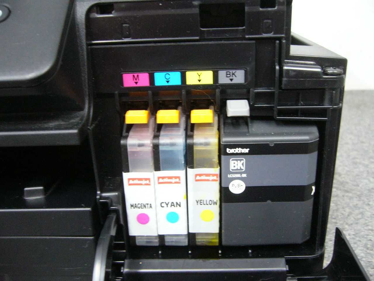 Drukarka atramentowa Brother DCP-J105