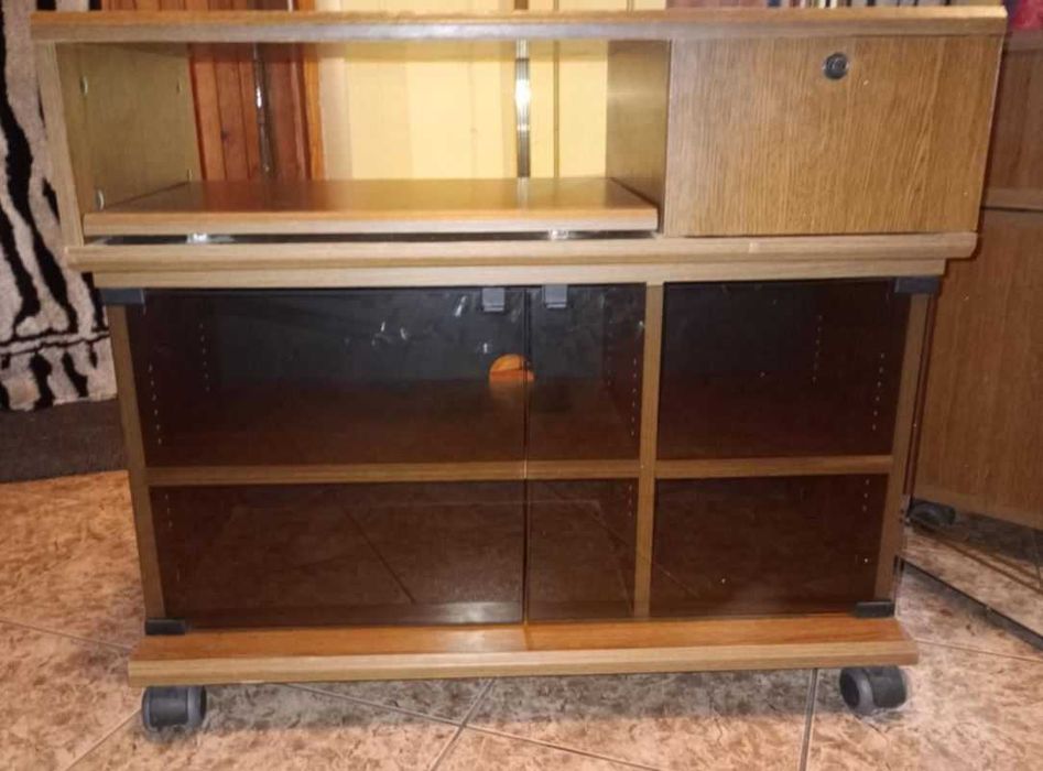 Szafka pod telewizor