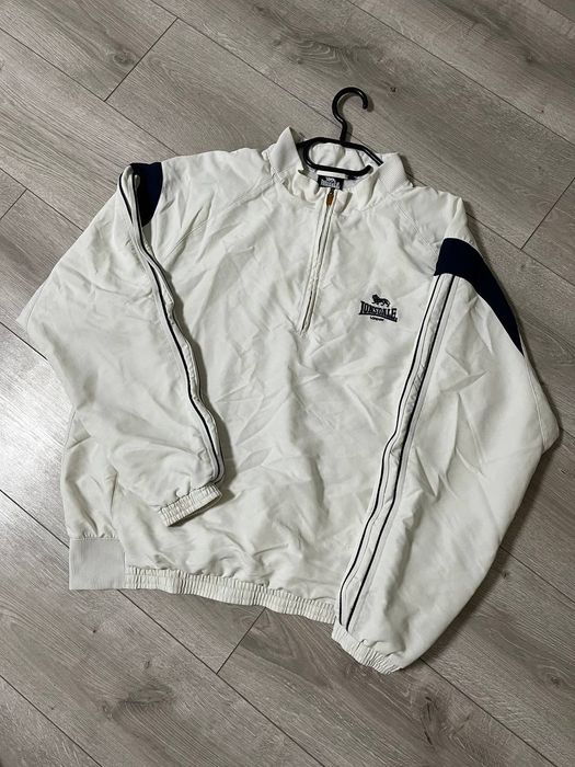 Вітровка Lonsdale