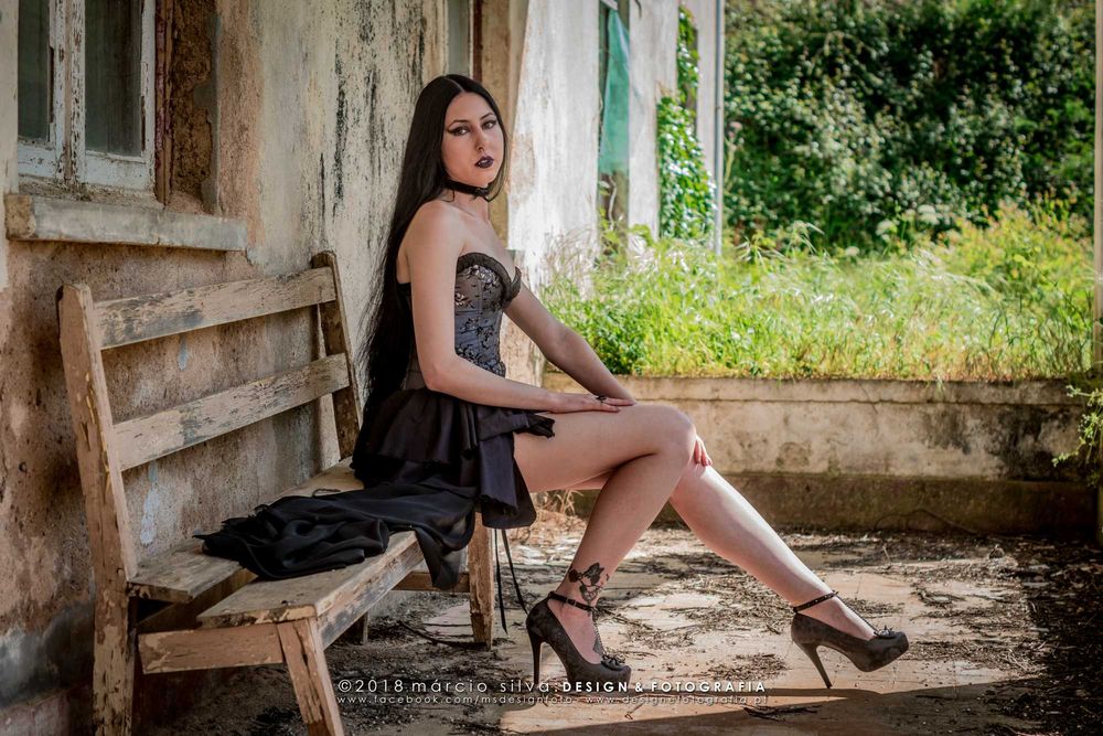 Sapatos de Salto Alto da Iron Fist - Iron Fist Shotgun Platform Heels