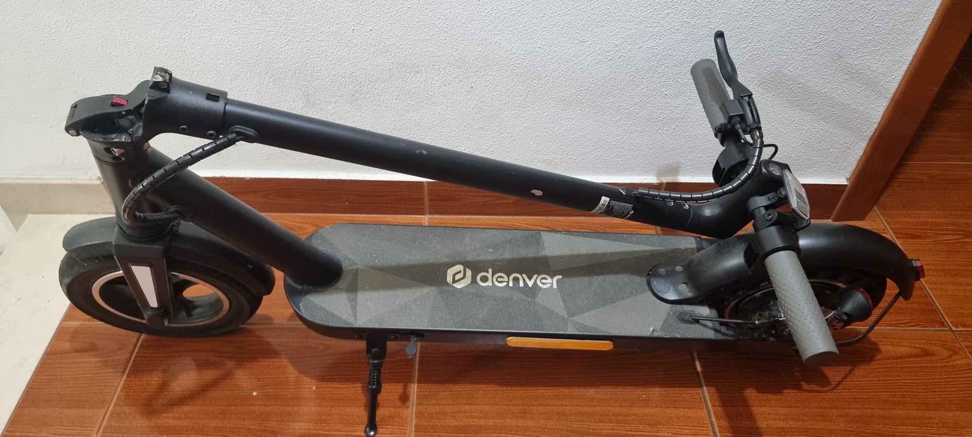 Vende-se 2 Trotinetes Denver