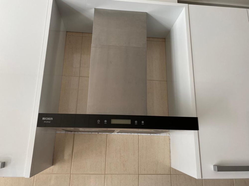 Exaustor BECKEN BCHTS1766N (644.6 m3/h - 60 cm - Inox)