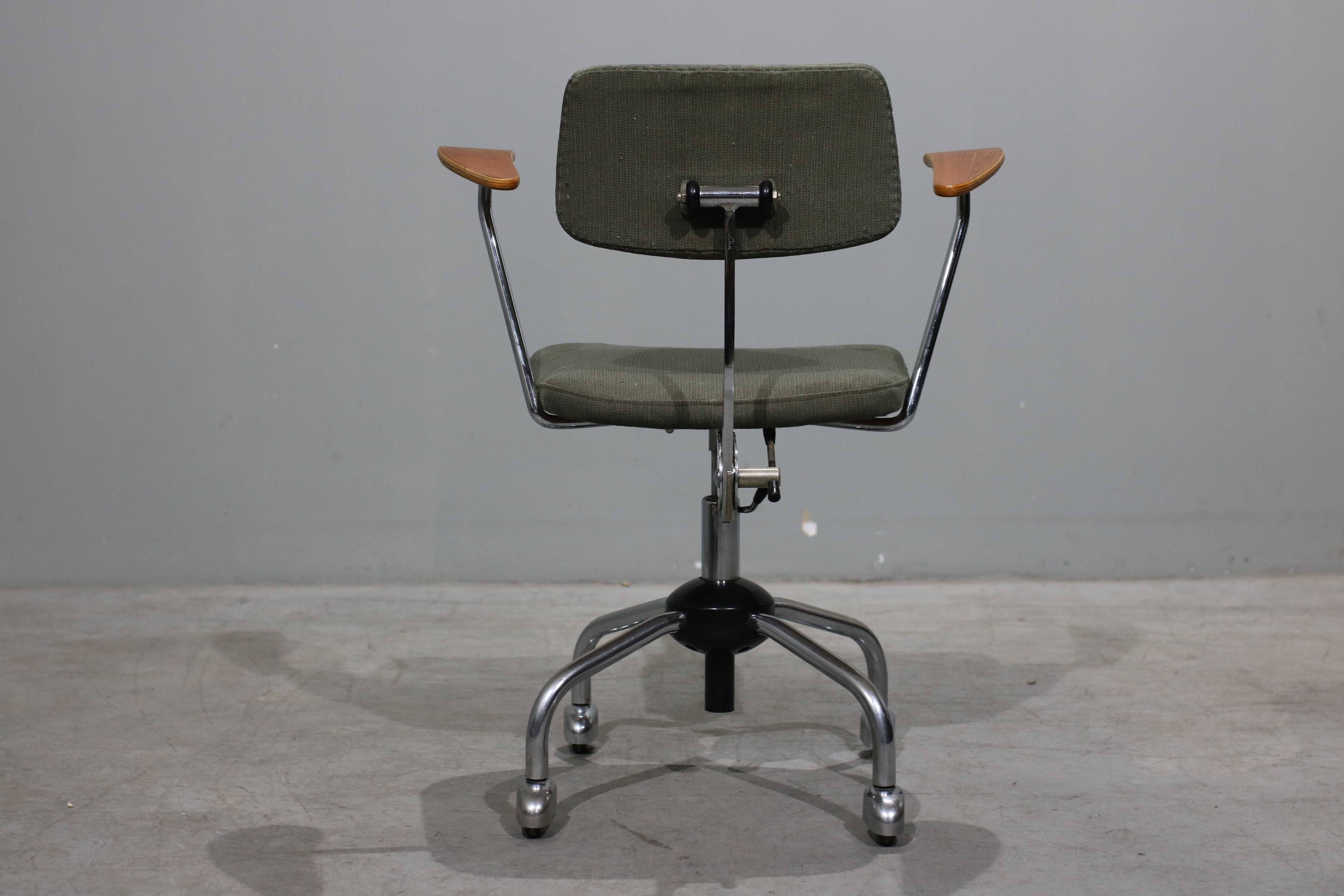 Cadeira de escritório da década de 1960 | Design Mid- Century Modern