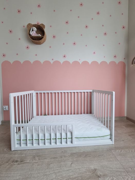 Łóżeczko przypodłogowe + materac