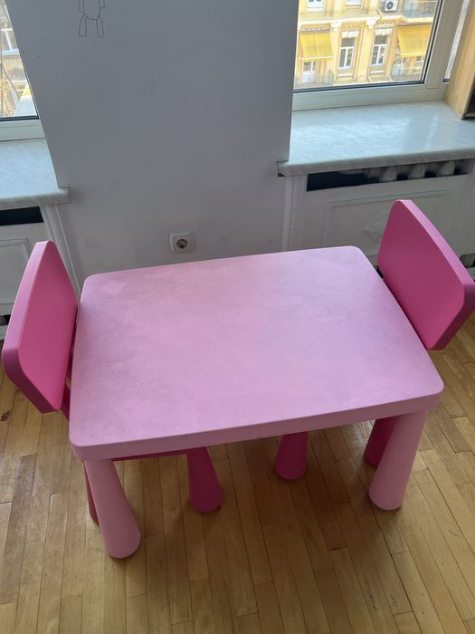 Стіл та стільці ikea ( ікеа)